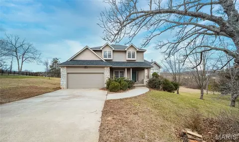495 Countryside Dr, Rolla, MO 65401
