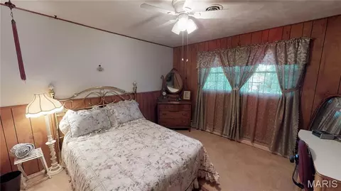 Bedroom - 109 Maple St, Benld, IL 62009 photo 1 of 6
