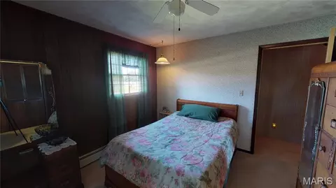 Bedroom - 109 Maple St, Benld, IL 62009 photo 4 of 6