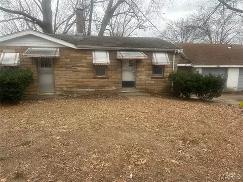 6016 Dupree Ave, Ferguson, MO 63135