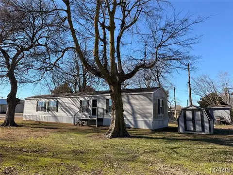 106 W Railroad St, Gideon, MO 63848 photo 3