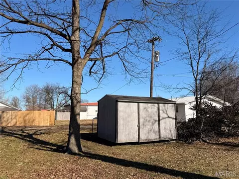 106 W Railroad St, Gideon, MO 63848 photo 16