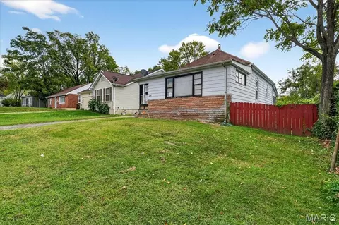 6534 Whitney Ave, Saint Louis, MO 63133