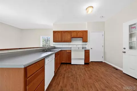 Kitchen - 17472 Thunder Valley Dr, Wildwood, MO 63025 photo 8 of 8