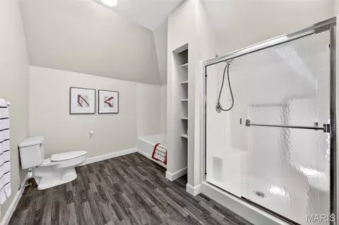 Bath - 17472 Thunder Valley Dr, Wildwood, MO 63025 photo 10 of 12