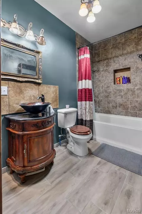 Bath - 201 S 3rd St, Chaffee, MO 63740 photo 1 of 1