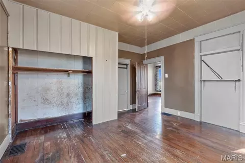 Bedroom - 201 S 3rd St, Chaffee, MO 63740 photo 2 of 4