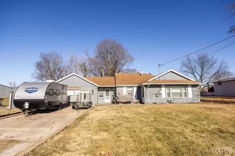 5115 State Route 140, Bethalto, IL 62010