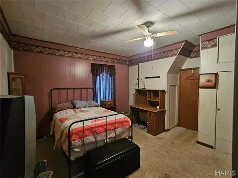 Bedroom - 307 E Jenkins, Steeleville, IL 62288 photo 2 of 3
