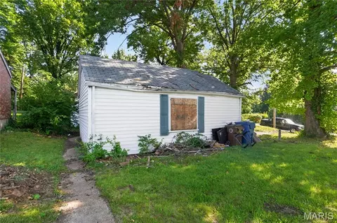Exterior - 35 Robert Ave, Ferguson, MO 63135 photo 13 of 14