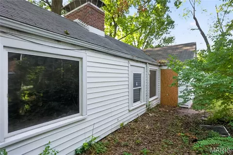 Exterior - 35 Robert Ave, Ferguson, MO 63135 photo 11 of 14