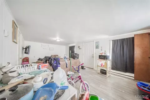 Entry Way - 22930 Hardy Ln, Saint Robert, MO 65584 photo 2 of 2
