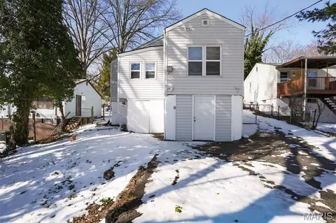 512 Coppinger Dr, Saint Louis, MO 63135