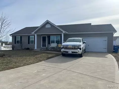 83 Swaying Pine Ln, Winfield, MO 63389 photo 1