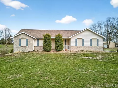 205 Deer View Dr, Troy, MO 63379