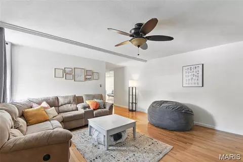 2416 S 12th St #A, Saint Louis, MO 63104