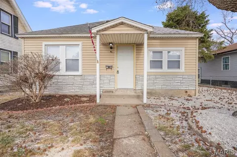2310 W 23rd St, Granite City, IL 62040