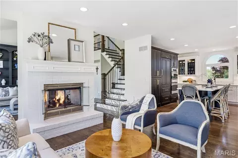 Living - 1069 Whitmoor Dr, Weldon Spring, MO 63304 photo 6 of 7