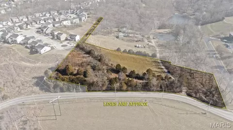 7600 Fine Rd, Oakville, MO 63129