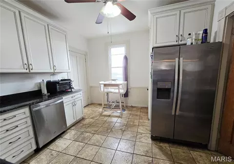 Kitchen - 437 E 4th St, Alton, IL 62002 photo 2 of 2