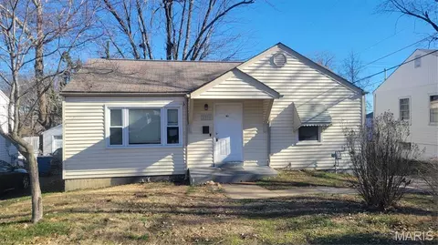 2000 Wismer Ave, Saint Louis, MO 63114