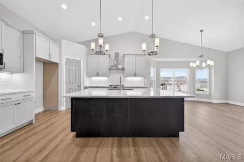 Kitchen - 202 Keaton Woods Dr, O'fallon, MO 63368 photo 3 of 4