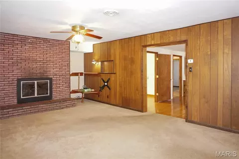 Living - 1599 E State Route 72, Rolla, MO 65401 photo 5 of 5