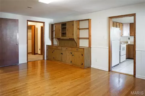 Living - 1599 E State Route 72, Rolla, MO 65401 photo 3 of 5