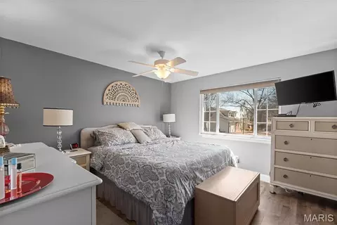Bedroom - 677 Rustic Valley Dr, Ballwin, MO 63021 photo 1 of 4