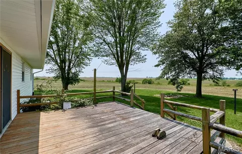 Exterior - 339 White Rd, Hawk Point, MO 63349 photo 7 of 10