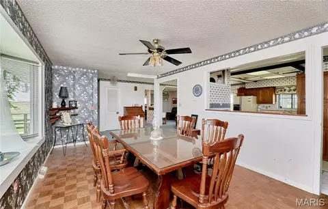 Dining - 339 White Rd, Hawk Point, MO 63349 photo 2 of 2