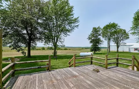 Exterior - 339 White Rd, Hawk Point, MO 63349 photo 6 of 10