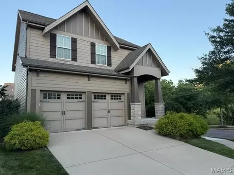 2736 Grover Crossing Dr, Wildwood, MO 63040