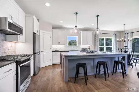 Kitchen - 4 Challenger Ct, O'fallon, MO 63366 photo 1 of 5