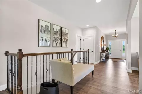 Entry Way - 4 Challenger Ct, O'fallon, MO 63366 photo 2 of 2