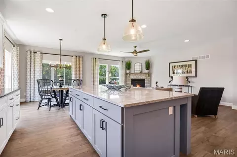 Kitchen - 4 Challenger Ct, O'fallon, MO 63366 photo 5 of 5