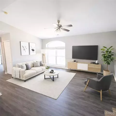 652 Green Jade Dr #H, Fenton, MO 63026