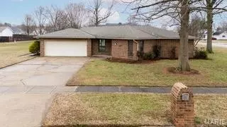 202 N Brushwick Ave, Sikeston, MO 63801