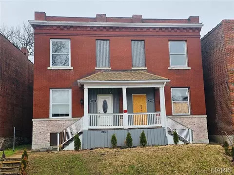 2131 Stansbury St, Saint Louis, MO 63118