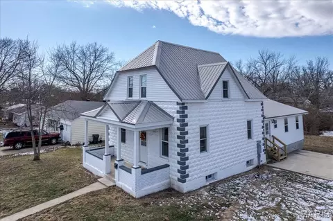 701 S 2nd St, Owensville, MO 65066