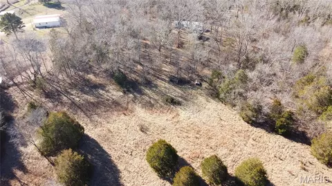 10827 Scout Camp Rd, Bismarck, MO 63624