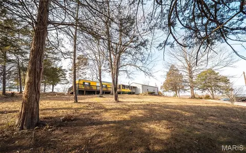 1336 Hartshorn Dr, Hermann, MO 65041 photo 4