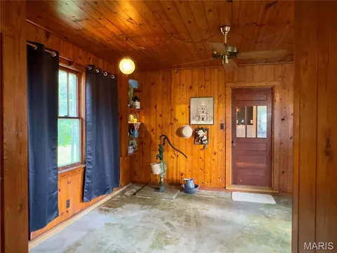 Other - 659 E Pine St, Bourbon, MO 65441 photo 3 of 5