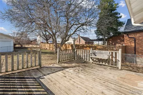 Exterior - 6652 Hancock Ave, Saint Louis, MO 63139 photo 4 of 7
