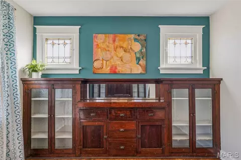 Entry Way - 6652 Hancock Ave, Saint Louis, MO 63139 photo 2 of 4