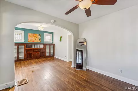 Living - 6652 Hancock Ave, Saint Louis, MO 63139 photo 1 of 2
