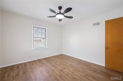Bedroom - 5701 Arthur Ave, Saint Louis, MO 63139 photo 2 of 2