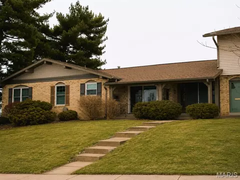 3145 Leisurewood Ct #A, Florissant, MO 63033