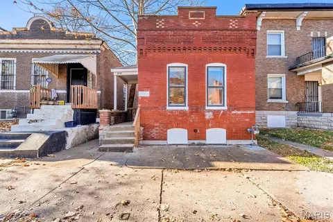 3719 Minnesota Ave, Saint Louis, MO 63118