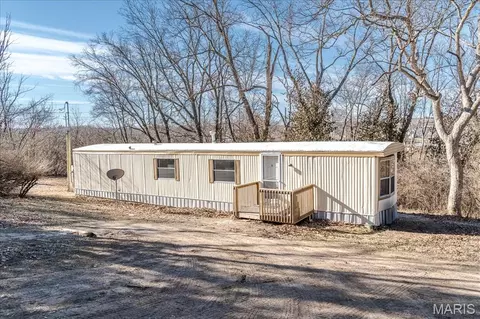 1157 Rock Rd, Union, MO 63084